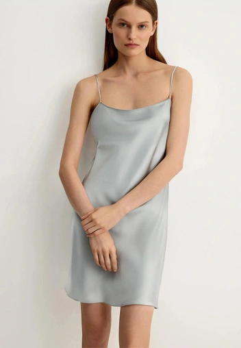 Весна&nbsp;&mdash; время для самых нежных оттенков: выбирайте эти 7 подиумных цветов