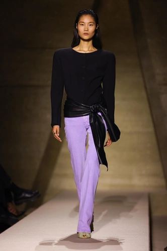 Весна&nbsp;&mdash; время для самых нежных оттенков: выбирайте эти 7 подиумных цветов