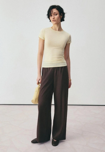 Весна&nbsp;&mdash; время для самых нежных оттенков: выбирайте эти 7 подиумных цветов