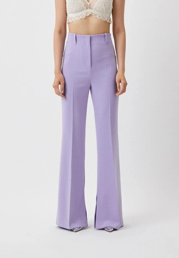 Весна&nbsp;&mdash; время для самых нежных оттенков: выбирайте эти 7 подиумных цветов