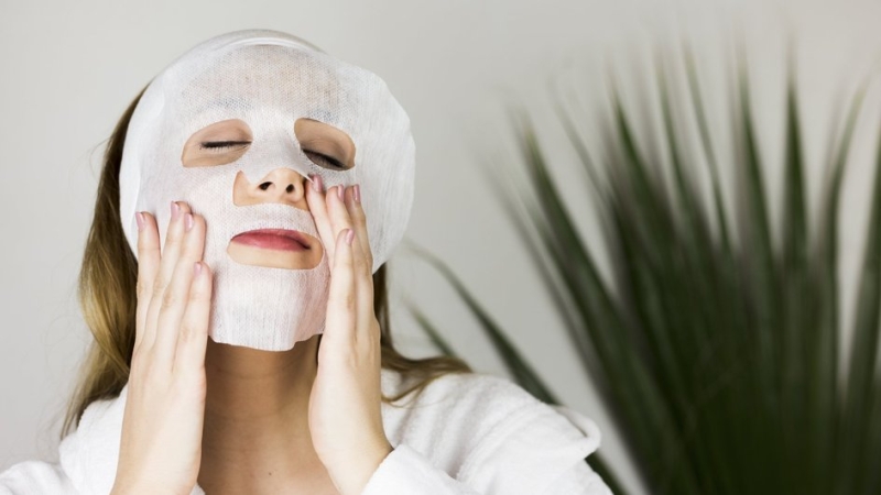 Вы тратите деньги зря: как на самом деле можно избавиться от морщин на лбу