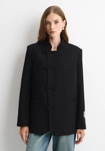 Жакет в азиатском стиле: 8 вариантов от российских брендов