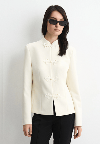 Жакет в азиатском стиле: 8 вариантов от российских брендов