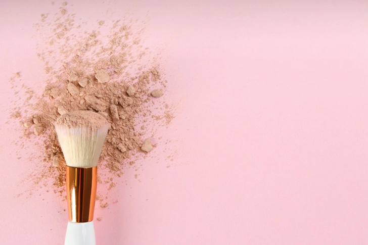 10 невесомых пудр с хорошим перекрывающим эффектом