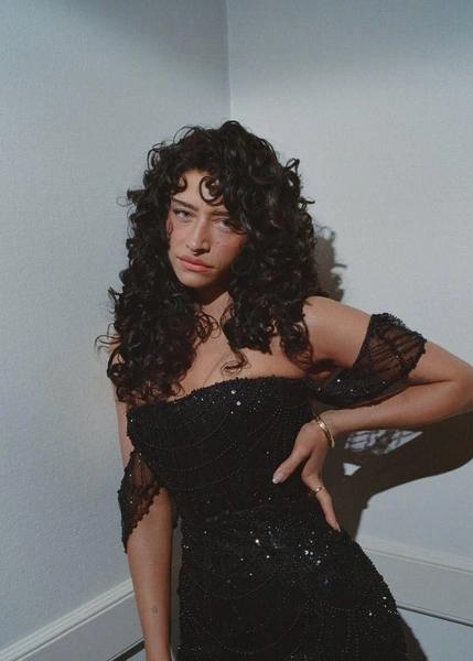 9 модных стрижек весны-2026