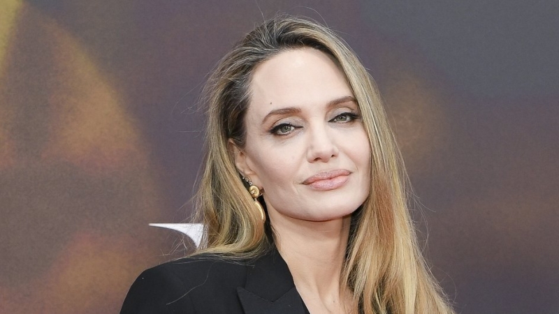 Безрукова, Йоханссон, Боярская и другие звезды, у которых с детства большие губы