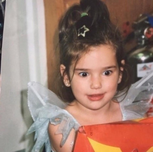 Безрукова, Йоханссон, Боярская и другие звезды, у которых с детства большие губы