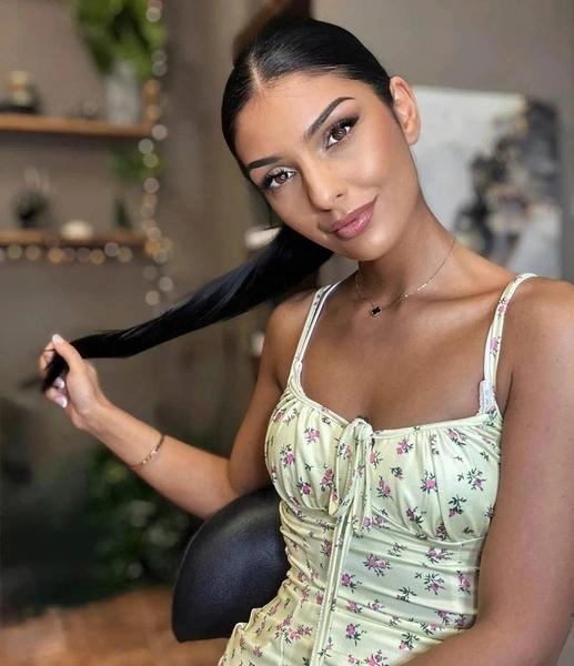 Бьюти-рынок России заполонили серые филлеры: женщины колют их в грудь, ягодицы&nbsp;&mdash; и умирают