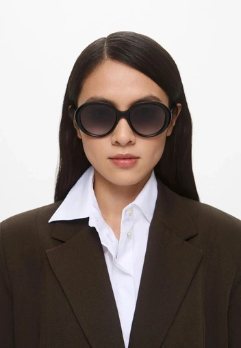 Большие солнцезащитные очки&nbsp;&mdash; тренд сезона: 10 лучших моделей