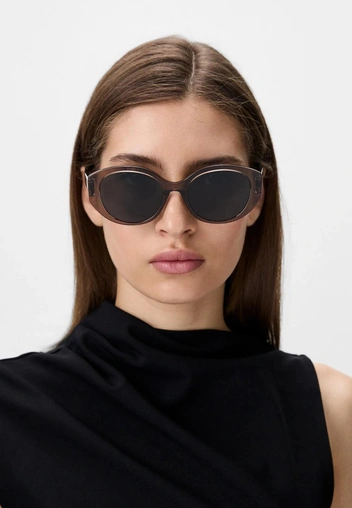 Большие солнцезащитные очки&nbsp;&mdash; тренд сезона: 10 лучших моделей