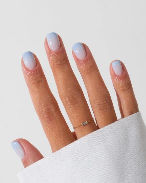 Candyfloss nails — самый нежный маникюр весны-2026