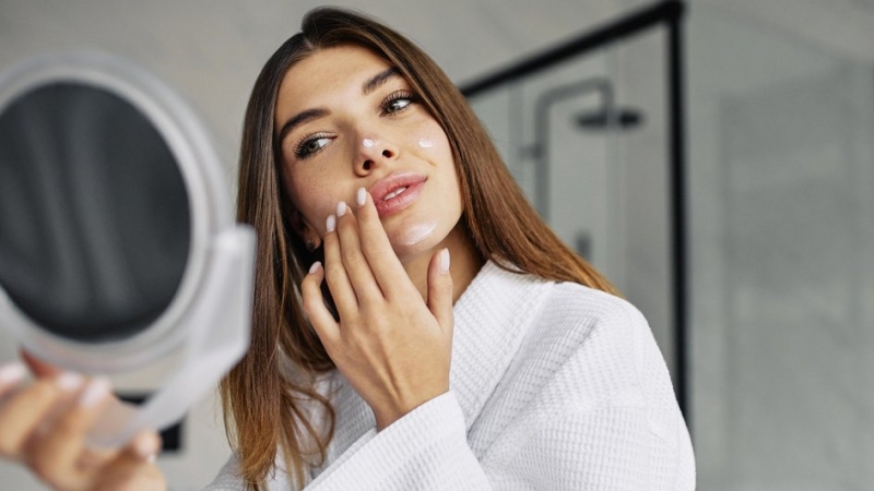 Что такое эмоленты для кожи и для чего они нужны в косметике