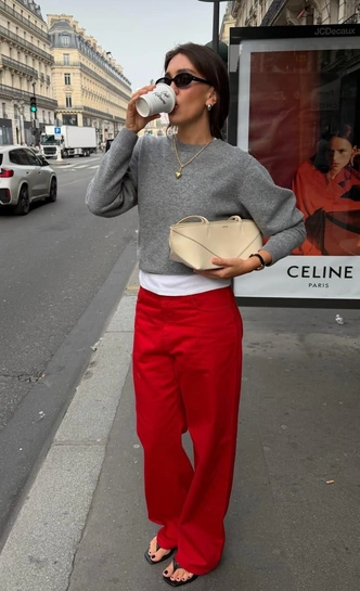 Цветные джинсы — главный апдейт гардероба этой весны