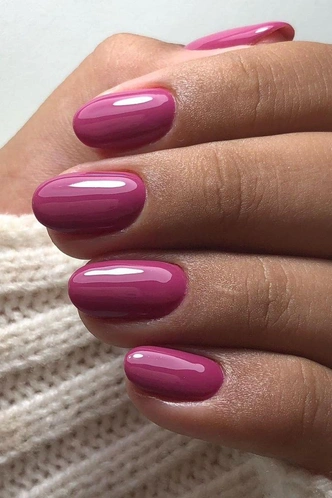 Денежный маникюр на июнь-2026: пять летних оттенков с энергетикой изобилия