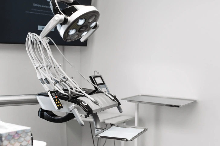 Имплантация зубов: что важно знать, если вы все еще боитесь вернуть улыбку