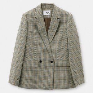 Как носить пиджак с джинсами: 3 актуальных образа на каждый день