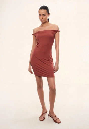 Как подготовить свой гардероб к лету 2026? Эти 5 вещей должны быть у каждой