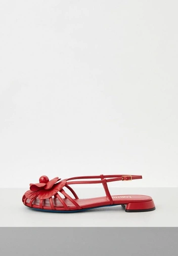 Как подготовить свой гардероб к лету 2026? Эти 5 вещей должны быть у каждой