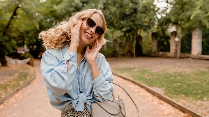 Как сделать шею длиннее и тоньше: 5 приемов, которые вытягивают силуэт