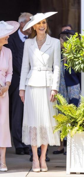 Один бюджетный бренд, который Кейт Миддлтон любит больше других &mdash;10 ярких выходов