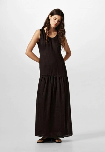 Опуская планку: низкая талия снова в тренде