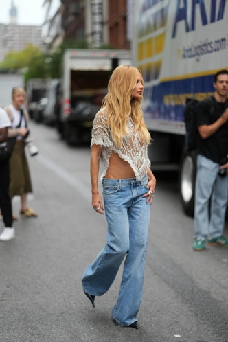 Опуская планку: низкая талия снова в тренде