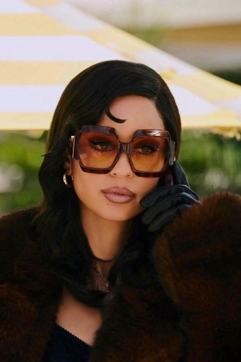 Почему мы все хотим гардероб как у Алексы Деми или как повзрослеть, не изменяя себе