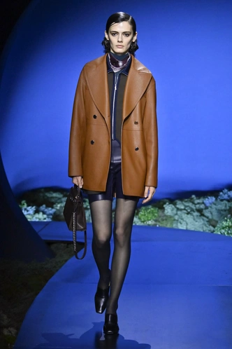 «Сумерки» снова в тренде. При чем тут Hermès?