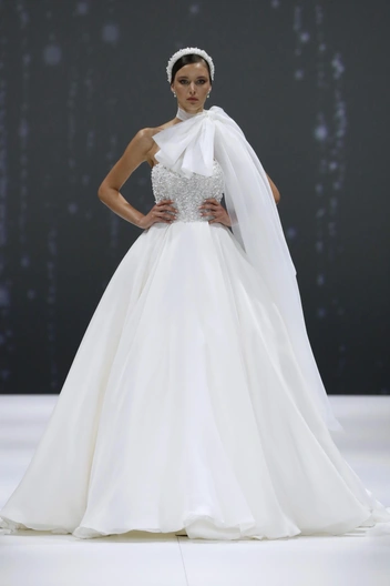 Свадебные платья 2026: главный гид по выбору идеальной модели и советы стилиста