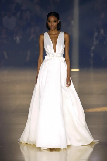 Свадебные платья 2026: главный гид по выбору идеальной модели и советы стилиста