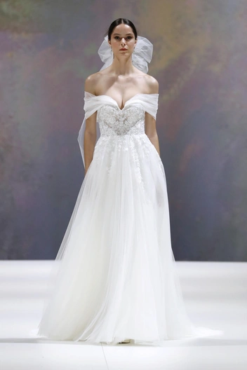 Свадебные платья 2026: главный гид по выбору идеальной модели и советы стилиста