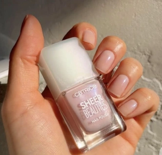 Терапевтический маникюр&nbsp;&mdash; тренд, который успокаивает нервы