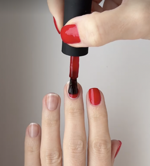 Терапевтический маникюр&nbsp;&mdash; тренд, который успокаивает нервы