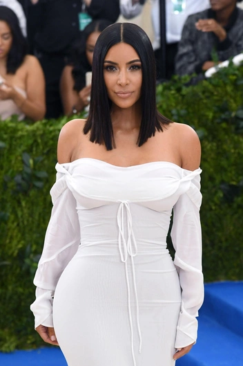 Эволюция Ким Кардашьян на Met Gala в 12 образах
