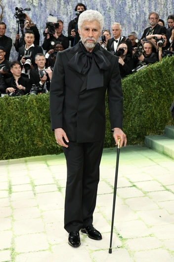 Не смокингом единым: 7 самых эффектных мужских образов с Met Gala 2026