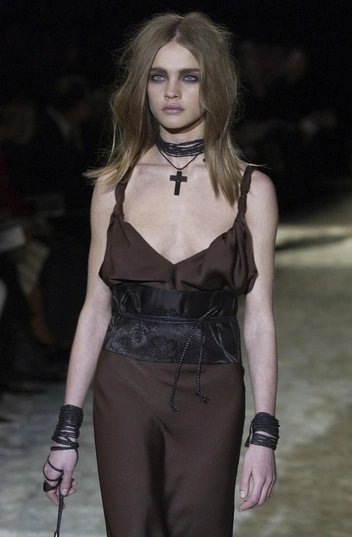 В чем разница Gucci Тома Форда и Gucci Демны?