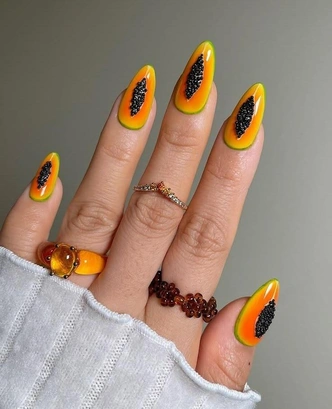 Fruit nails&nbsp;&mdash; летняя классика отпускного маникюра