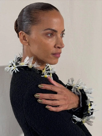 Какой маникюр модно носить по версии Chanel