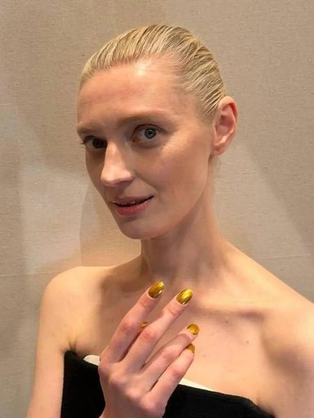 Какой маникюр модно носить по версии Chanel